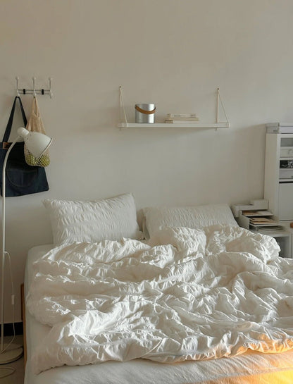 Minimal Bubble Textured Bedding Set / White
