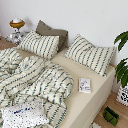 Minimal Stripe Bedding Set / Green