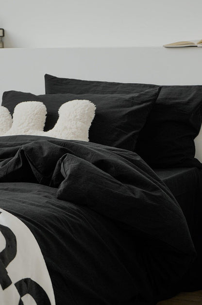 Mixed Color Bedding Set / Pastel Pink + Black