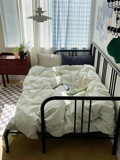 Mixed Gingham Striped Bedding Set / Purple Pink