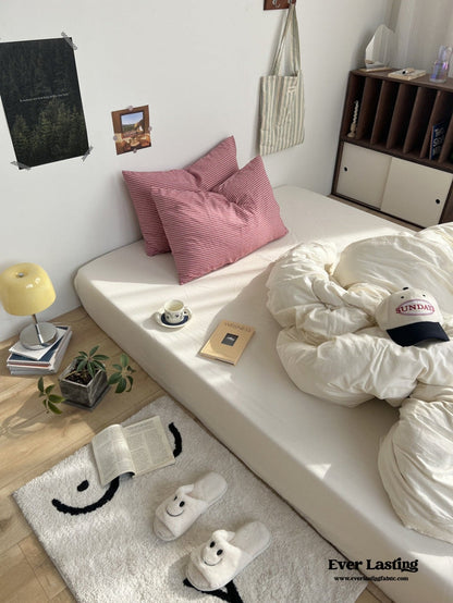 Mixed Stripe Washed Cotton Bedding Set / White + Red