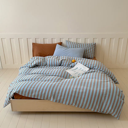 Parker Minimalist Striped Bedding Set / Red