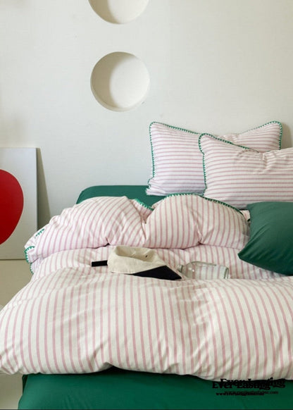 Pepper Candy Stripe Bedding Set / Fuchsia