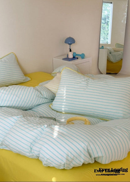 Pepper Candy Stripe Bedding Set / Fuchsia