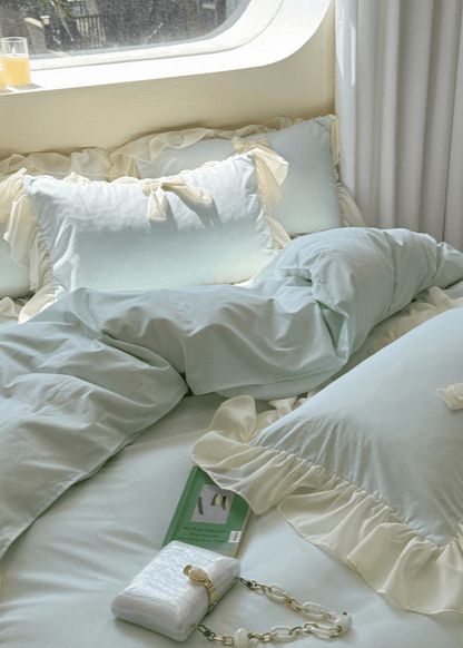 Ribbon Bow Airy Lace Bedding Set / Blue