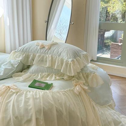 Ribbon Bow Airy Lace Bedding Set / Cream White