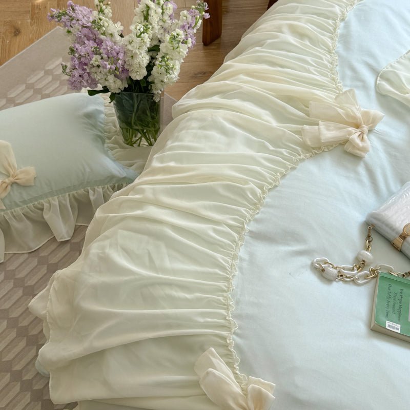 Ribbon Bow Airy Lace Bedding Set / Cream White