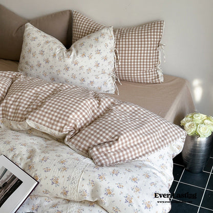 Rosalie Floral Lace Gingham Bedding Set / Pink