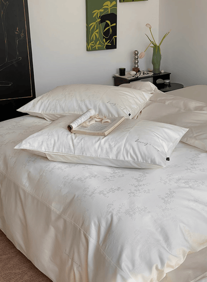 Silky Floral Bedding Set / Snow White