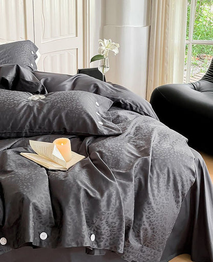 Silky Leopard Buttoned Bedding Set / Baby Pink