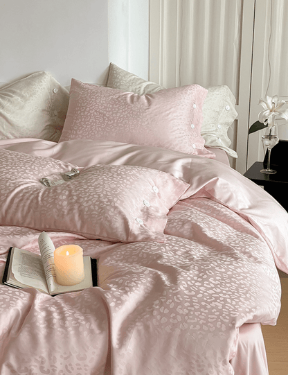 Silky Leopard Buttoned Bedding Set / Baby Pink