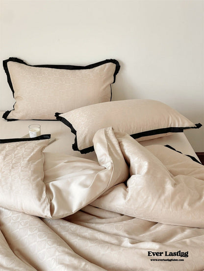 Silky Luxury Heart Textured Bedding Set / Cream