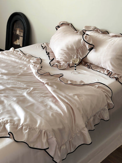 Silky Ruffle Blanket Comforter Set / Rust Pink