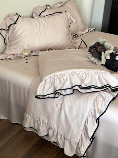 Silky Ruffle Blanket Comforter Set / Rust Pink