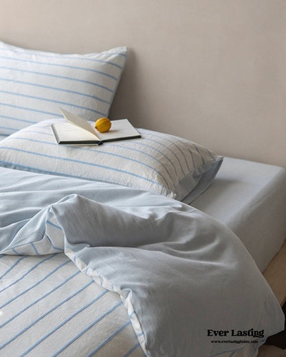 Skye Refreshing Striped Bedding Set / Blue