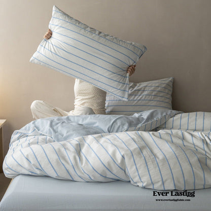 Skye Refreshing Striped Bedding Set / Blue
