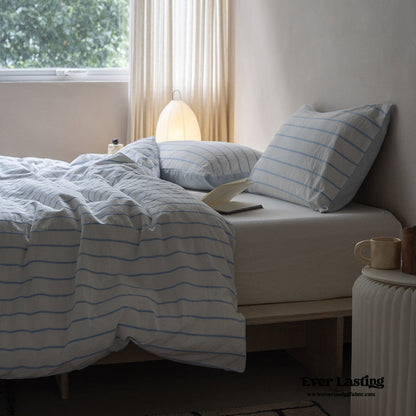 Skye Refreshing Striped Bedding Set / White