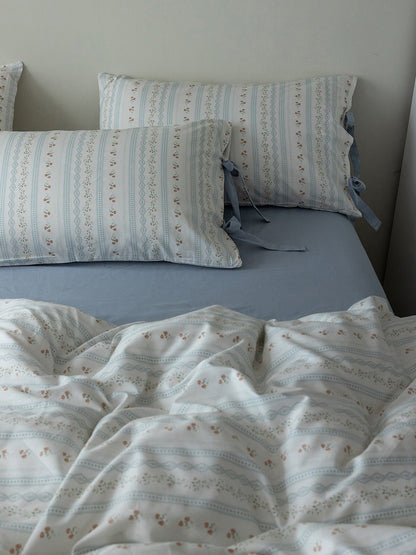 Soft Cottage Blue Ribbon Bedding Set / Blue