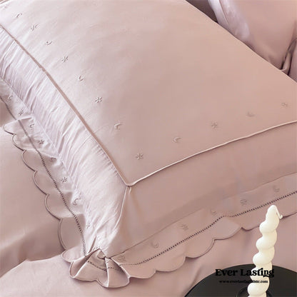 Star Gaze Short Cake Ruffle Bedding Set / Purple