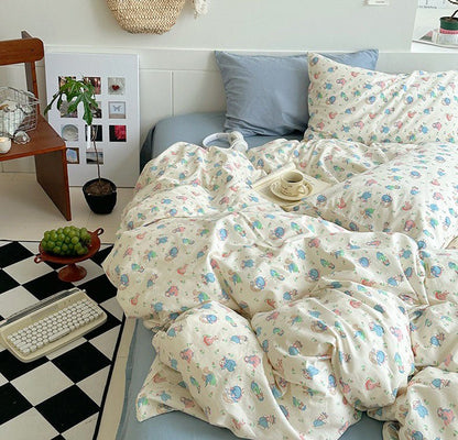 Sweet Floral Bedding Set / Cream