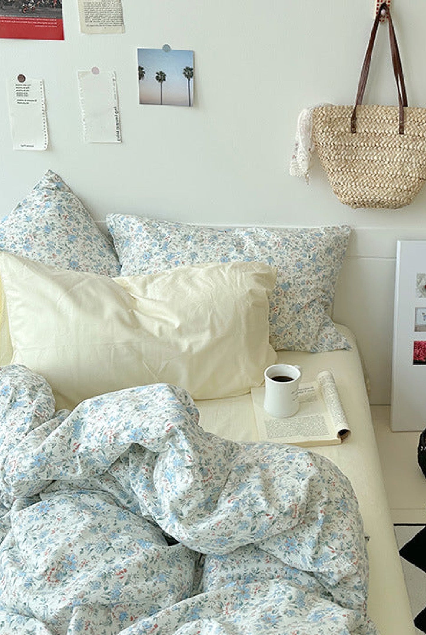 Sweet Floral Bedding Set / Floral Blue