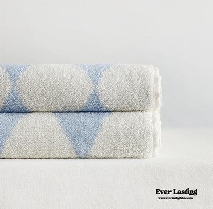 Thin Striped Towel and Bathrobe Set