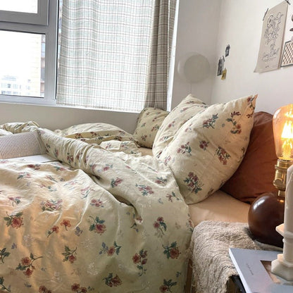 Vintage Inspired Floral Duvet Cover / Brown + Beige
