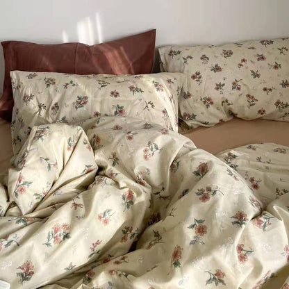 Vintage Inspired Floral Duvet Cover / Brown + Beige