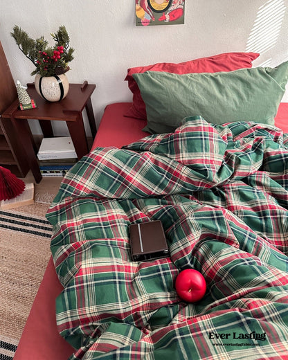Vintage Plaid Bedding Set / Green & Brown