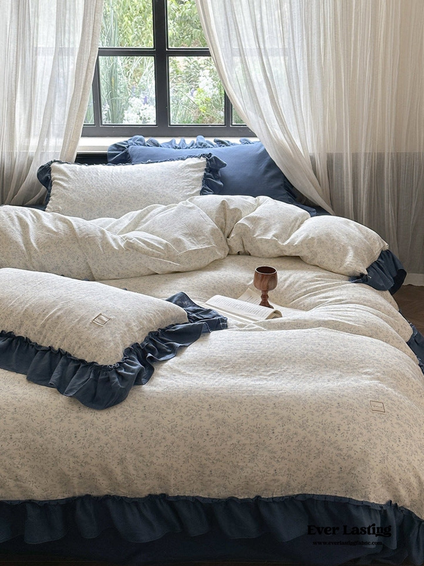 Vivienne Floral Double Gauze Bedding Set / Blush Pink