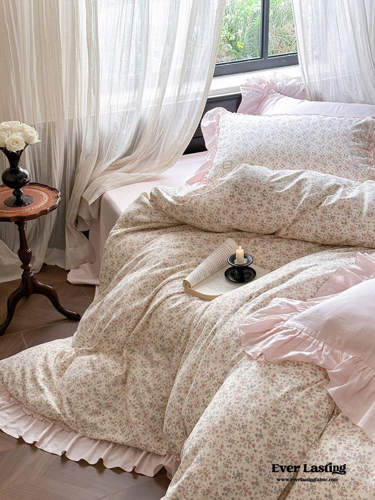 Vivienne Floral Double Gauze Bedding Set / Blush Pink