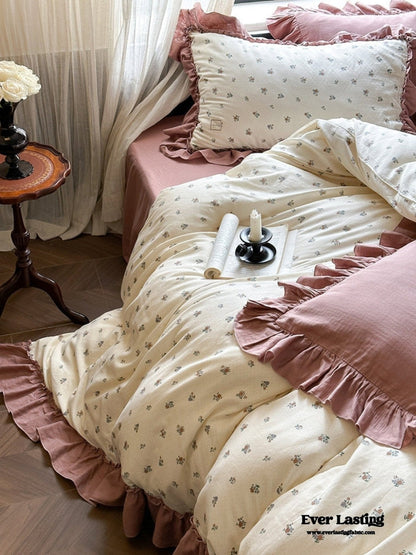 Vivienne Floral Double Gauze Bedding Set / Light Pink