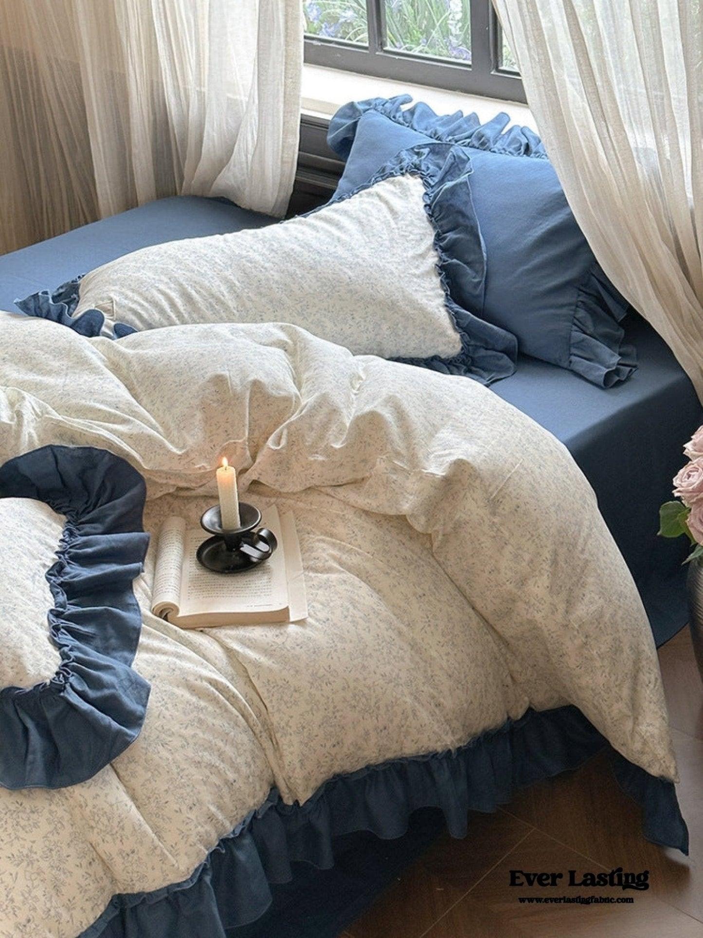 Vivienne Floral Double Gauze Bedding Set / Light Pink