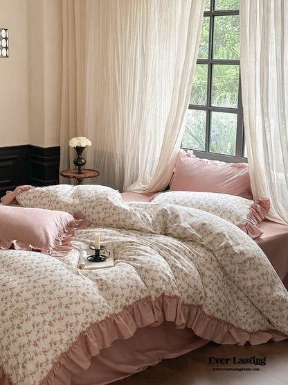 Vivienne Floral Double Gauze Bedding Set / Maroon Red
