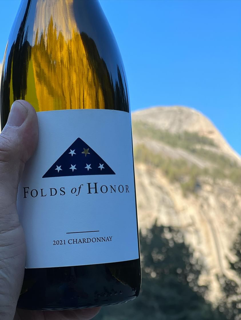 13 Wines Field of Honor bottle