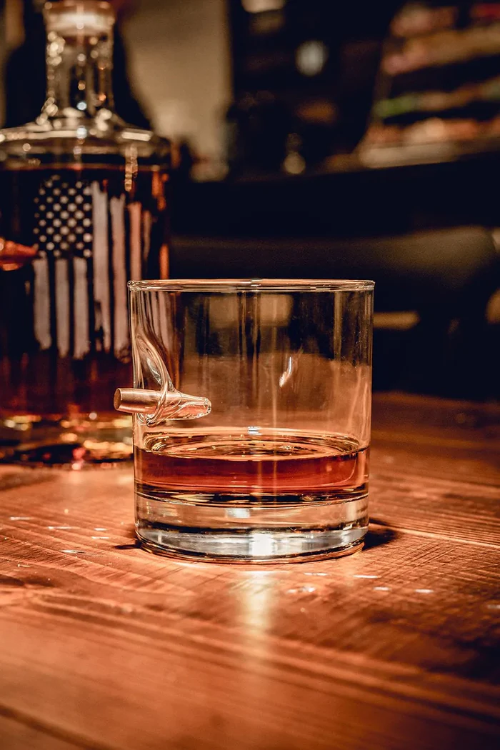 WHISKEYGLASS-308_823x_82b7e6fb-6d25-46bf-95eb-6e6615a111a4_700x